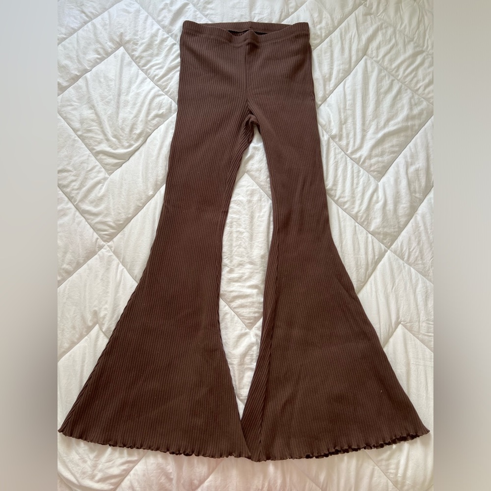 AERIE RIBBED BELLBOTTOM LEGGINGS